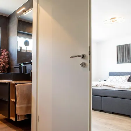 Novo Mesto - Exklusive Wellnesswohnung Am Eltenberg Mit Sauna Und Gym By Interhome * Emmerich